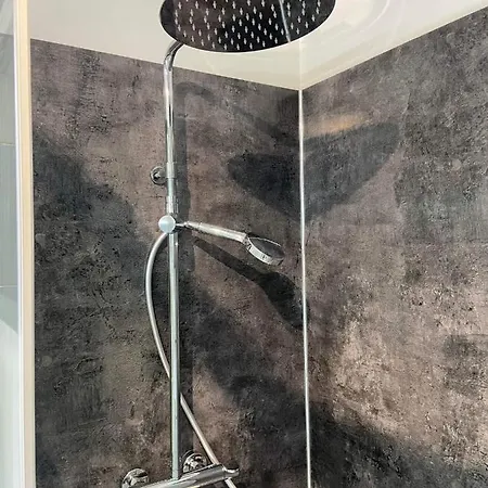 La Maison Bleue * Lautrec